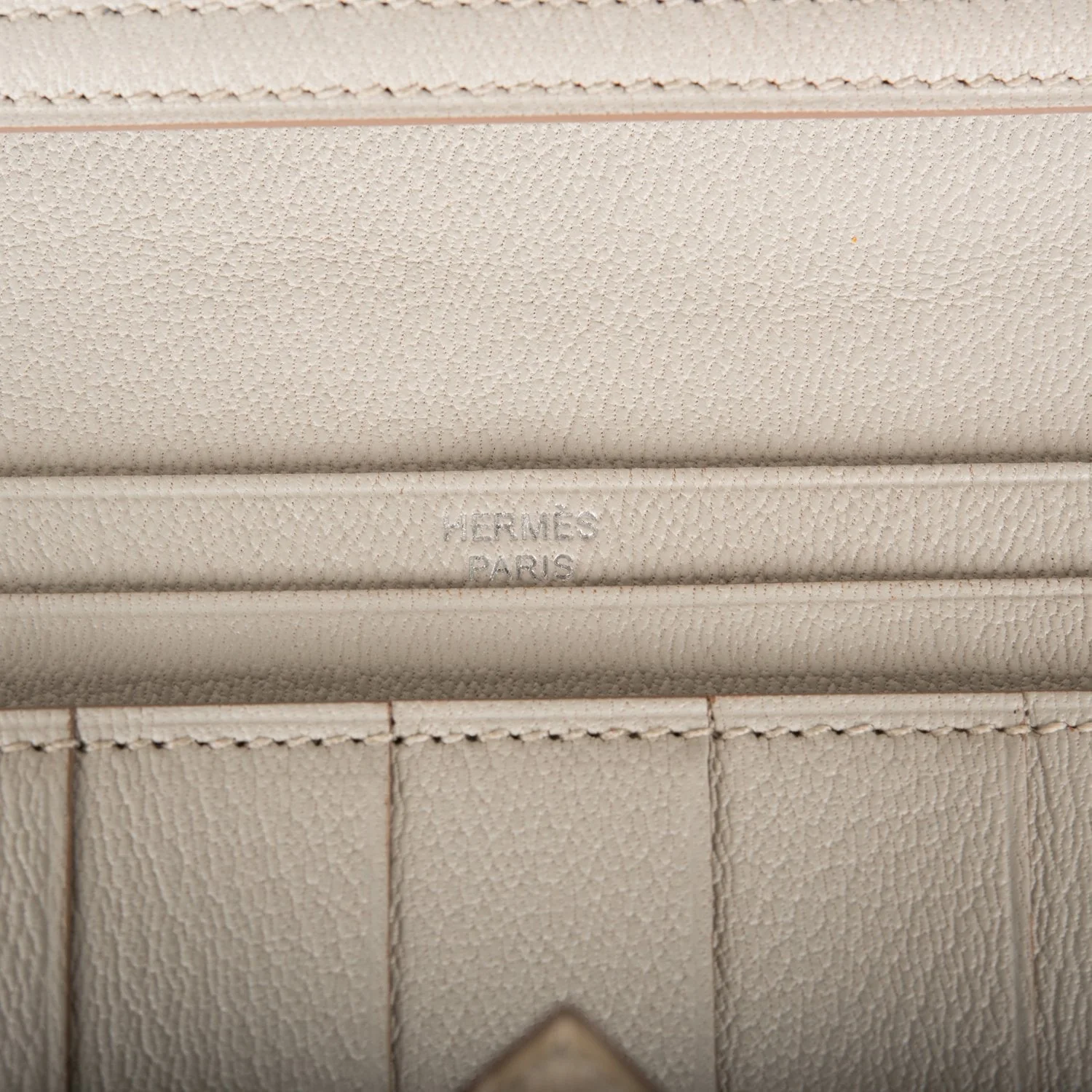 Pre-owned Hermes Bearn Wallet Beton Matte Alligator Palladium Hardware - Image 8