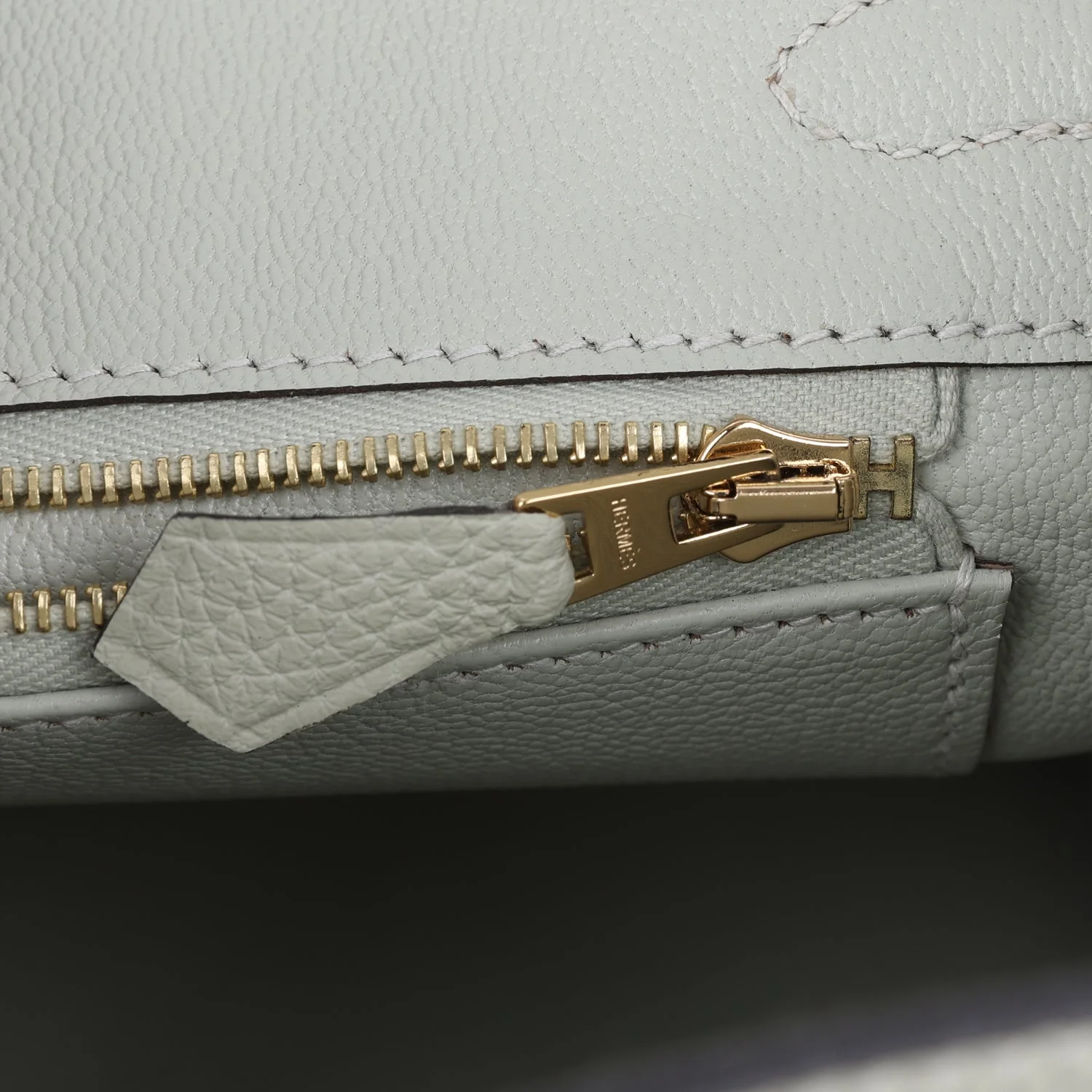 Hermes Birkin 25 Gris Neve Togo Gold Hardware - Image 8