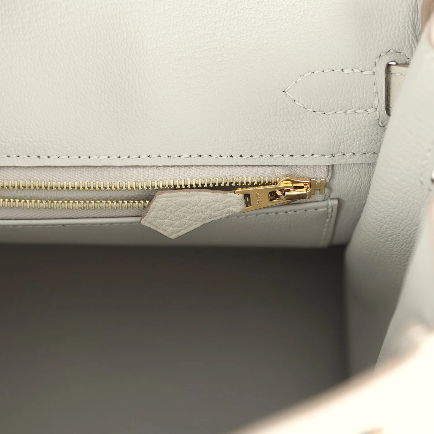 Hermes Birkin 25 Gris Perle Togo Gold Hardware - Image 8