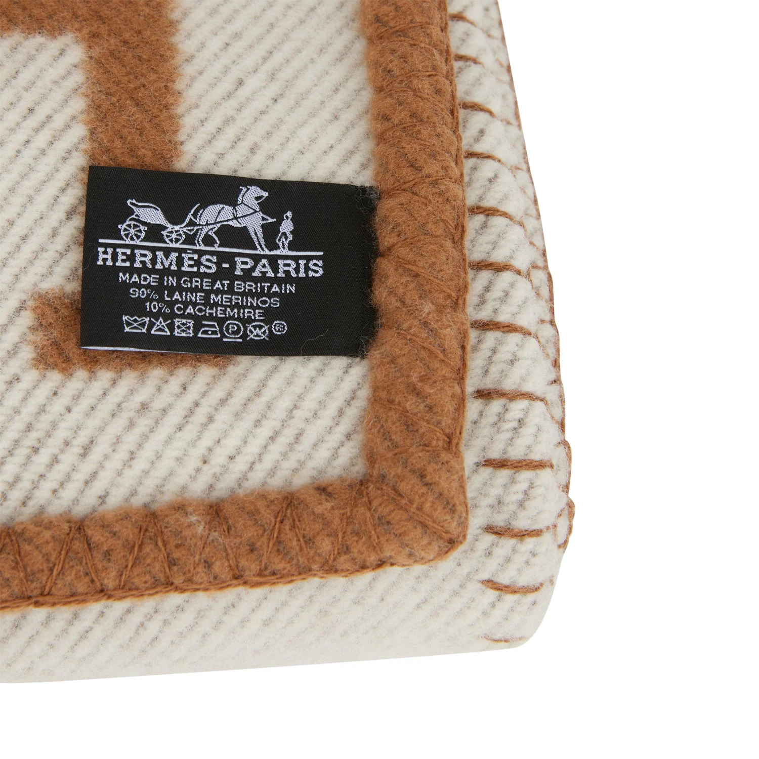 Hermes "Classic Avalon" Ecru and Camel Blanket - Image 4