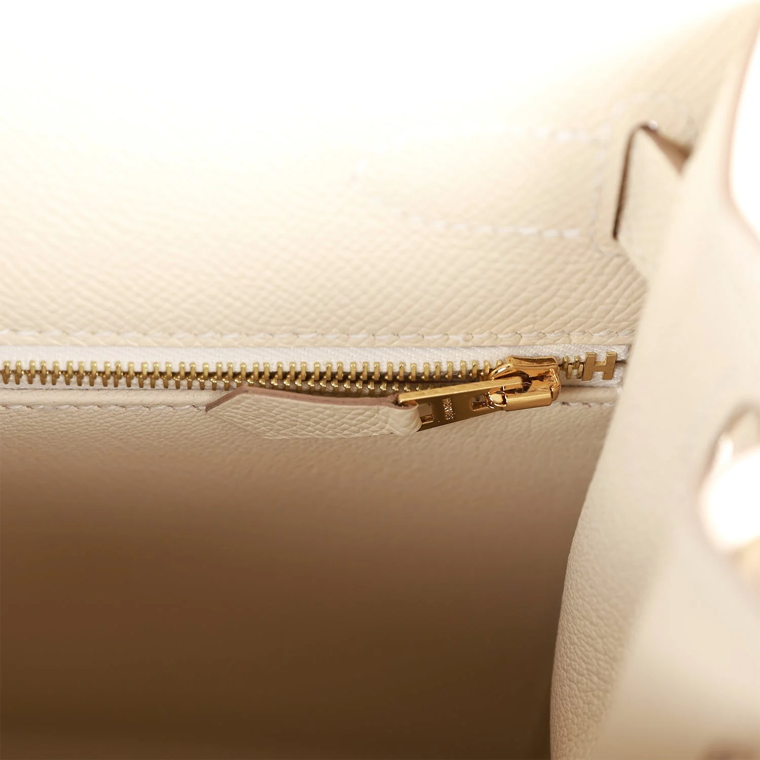 Hermes Sellier Kelly 28 Craie Epsom Gold Hardware - Image 9