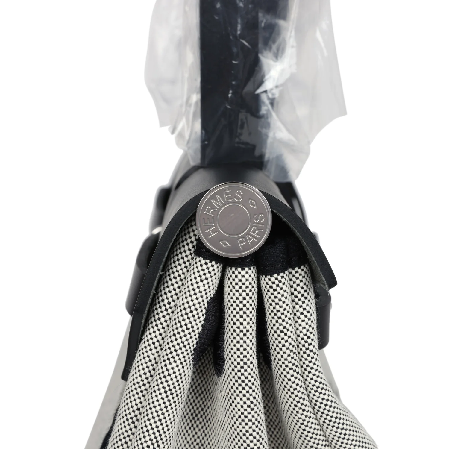 Hermes Herbag Zip 31 PM Hobnailed Black and Ecru Printed H Plume Canvas and Vache Hunter Palladium Hardware - Image 9