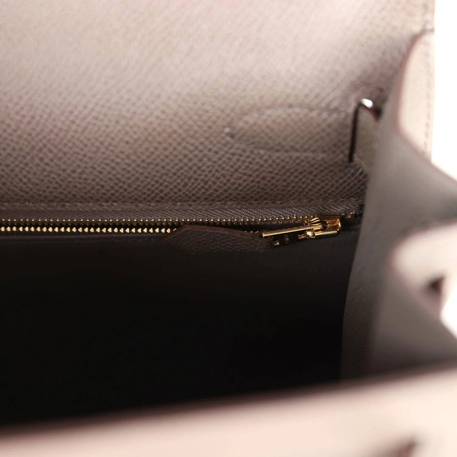 Hermes Kelly Sellier 28 Etain Epsom Gold Hardware - Image 9