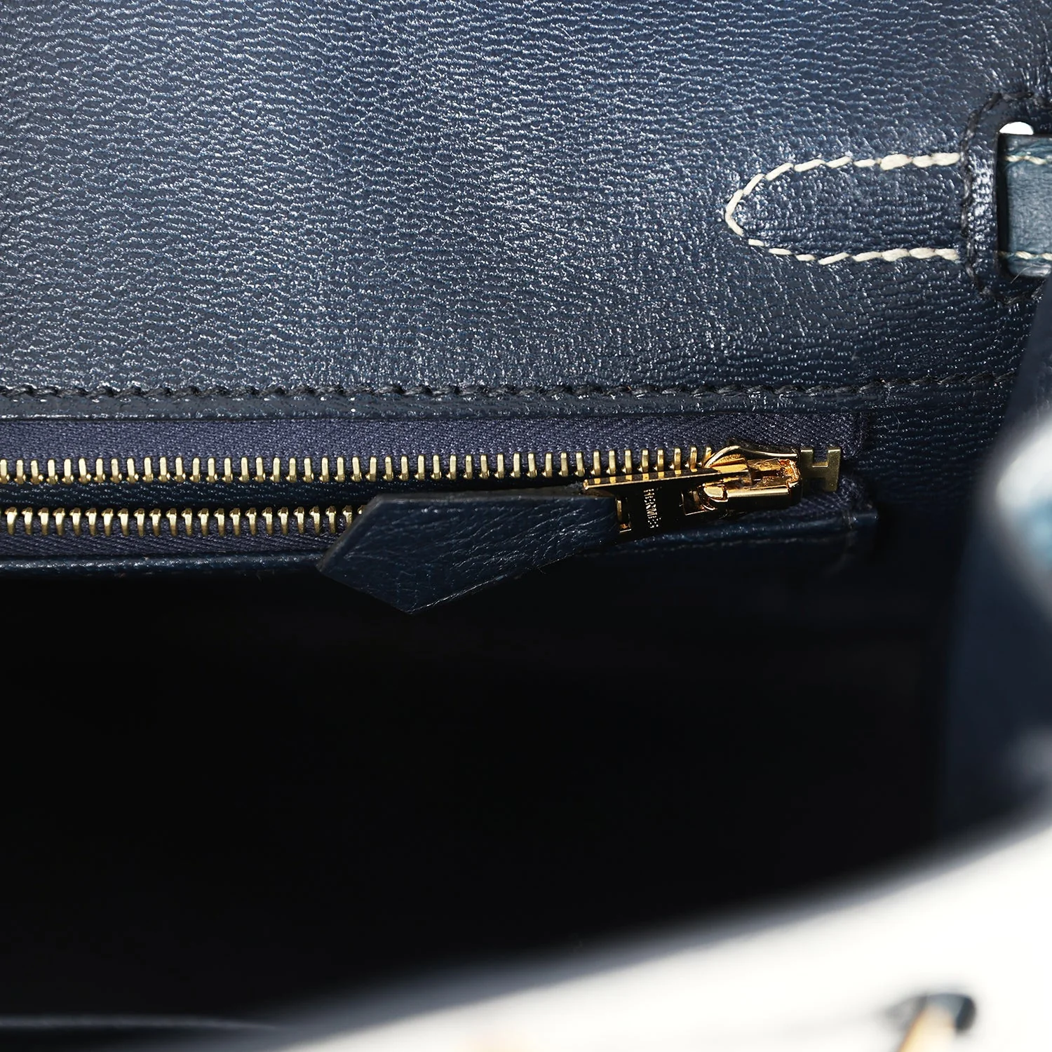 Hermes Special Order (HSS) Birkin 25 Gris Perle and Vert Rousseau Matte Alligator Brushed Gold Hardware - Image 9