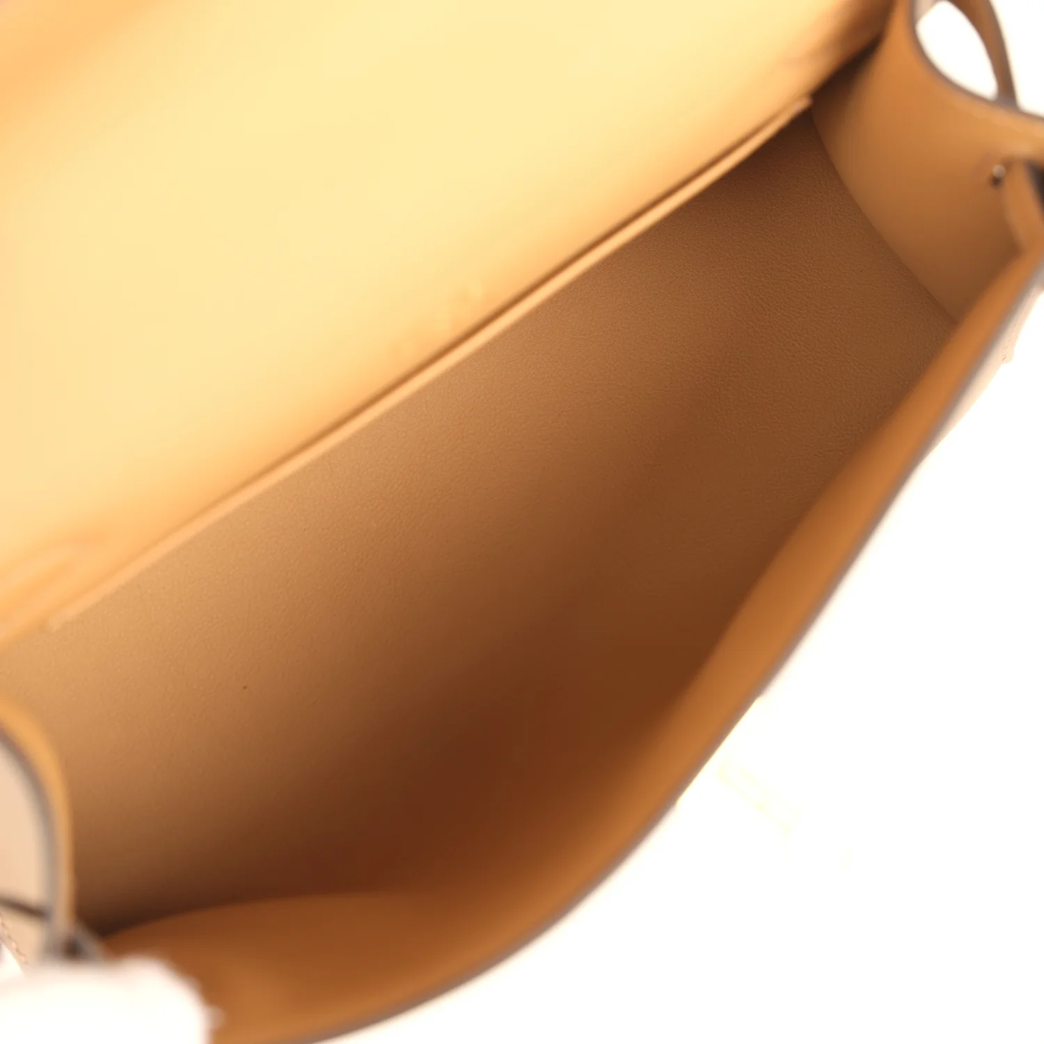 Hermes Special Order (HSS) Kelly Pochette Beige De Weimar and Biscuit Swift Permabrass Hardware - Image 8