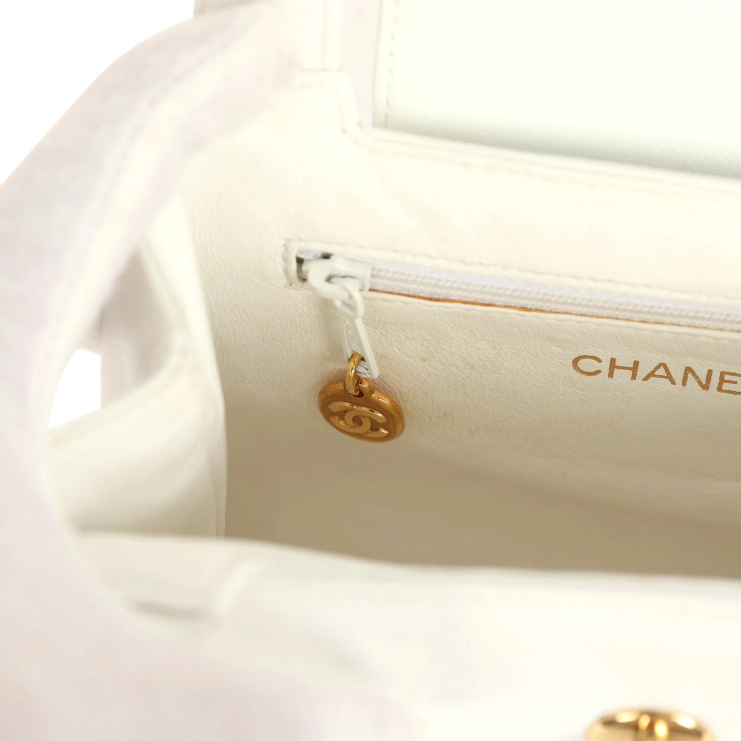 Vintage Chanel Small Kelly White Caviar Gold Hardware - Image 9